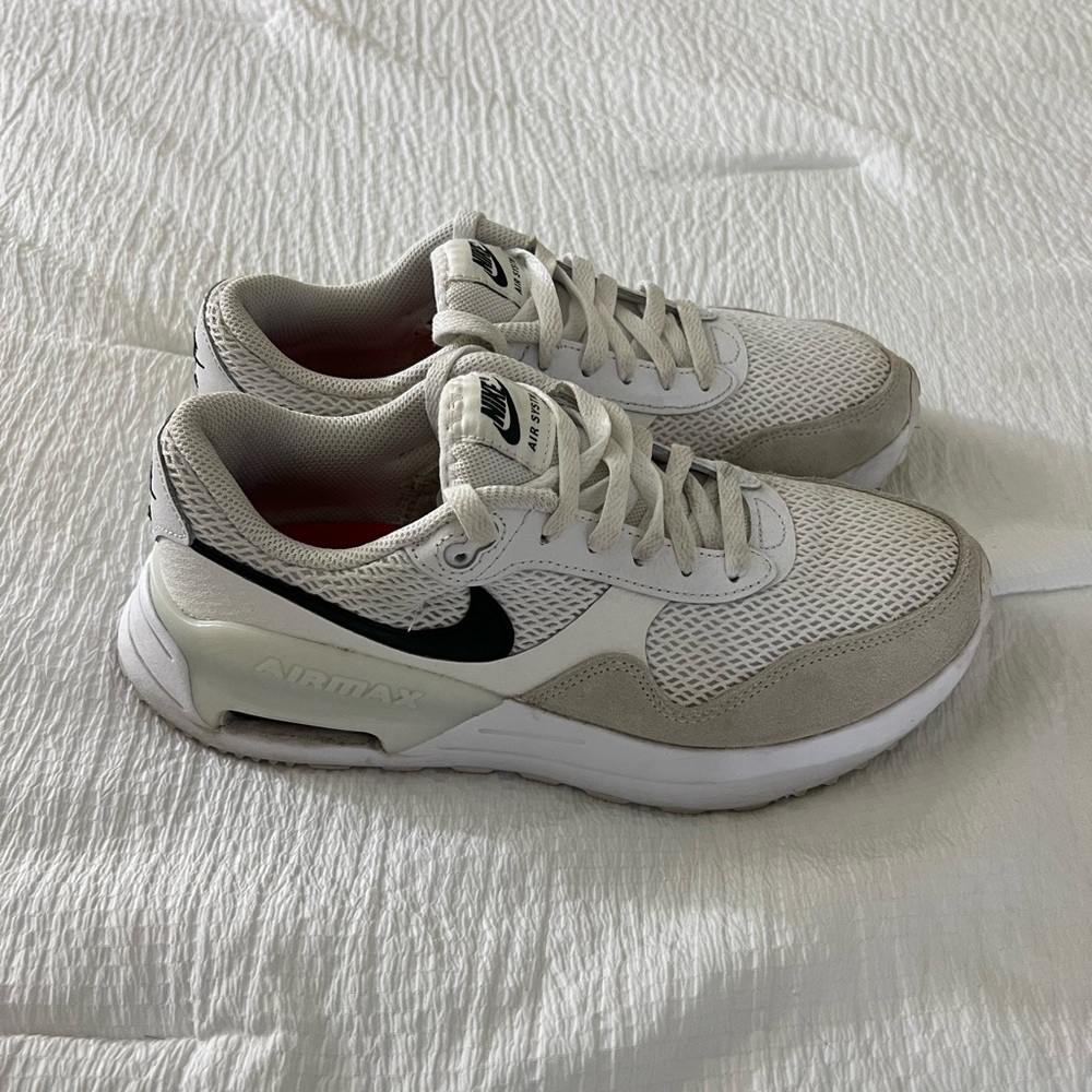 Nike Air Max Systm